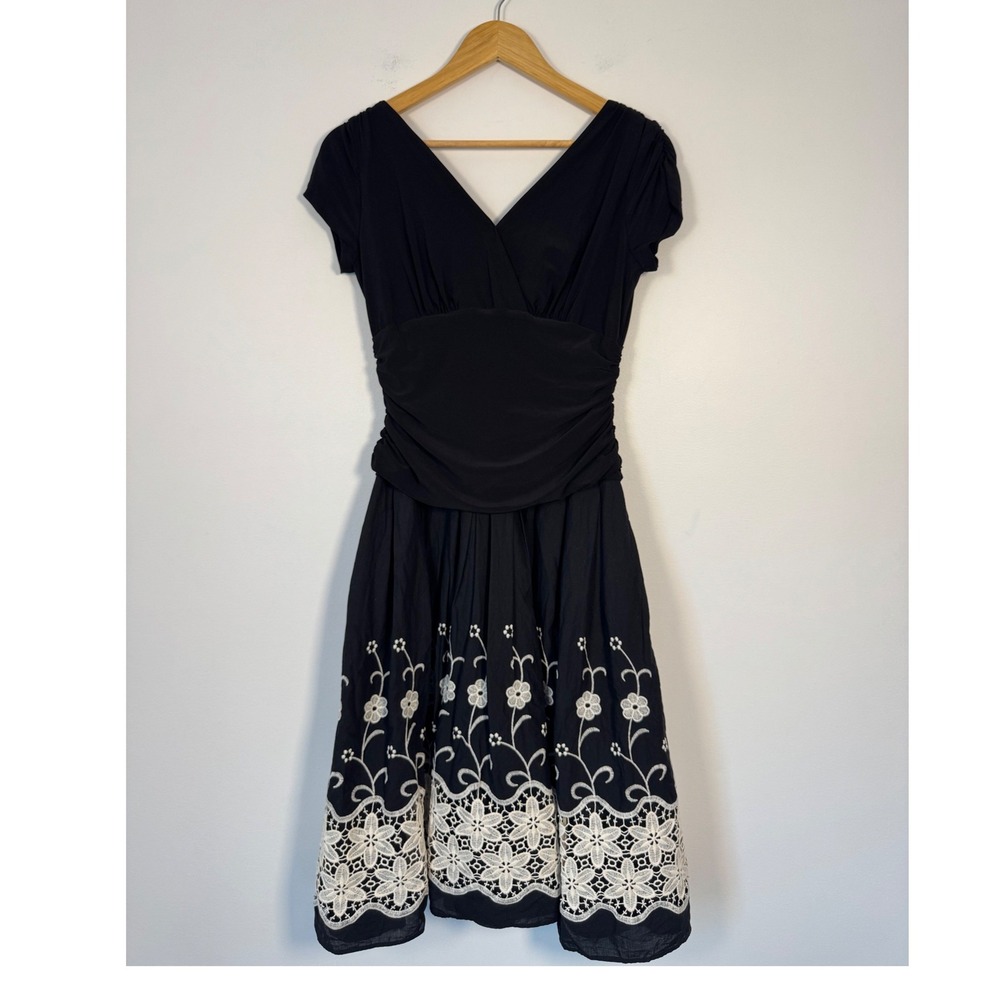 Vintage Aesthetic S.L. Fashions Women 8 Fit Flare Dress Black Floral Lace Ruched